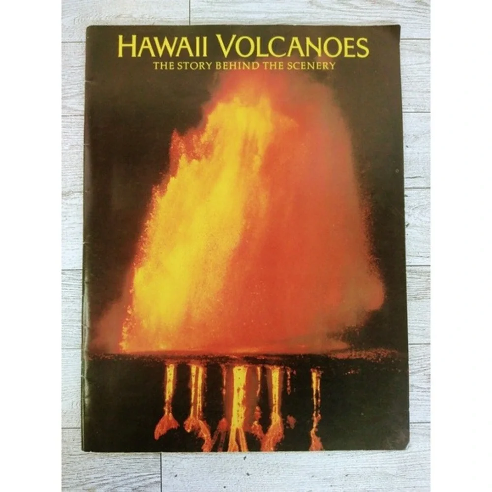 Hawaii Volcanoes Story Behind the Scenery Glen Kaye 1987‎ Illustrated SC Nature
